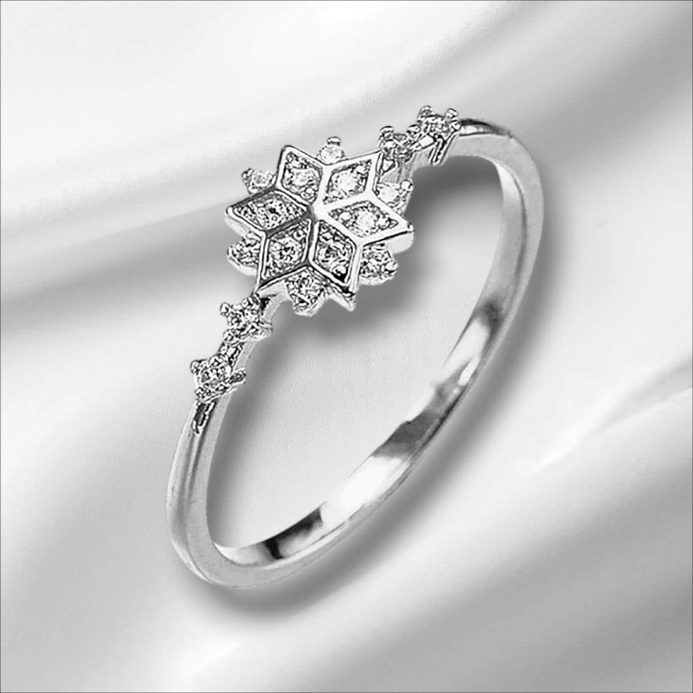 New 925 Sterling Silver Snowflake Ring - Size 8